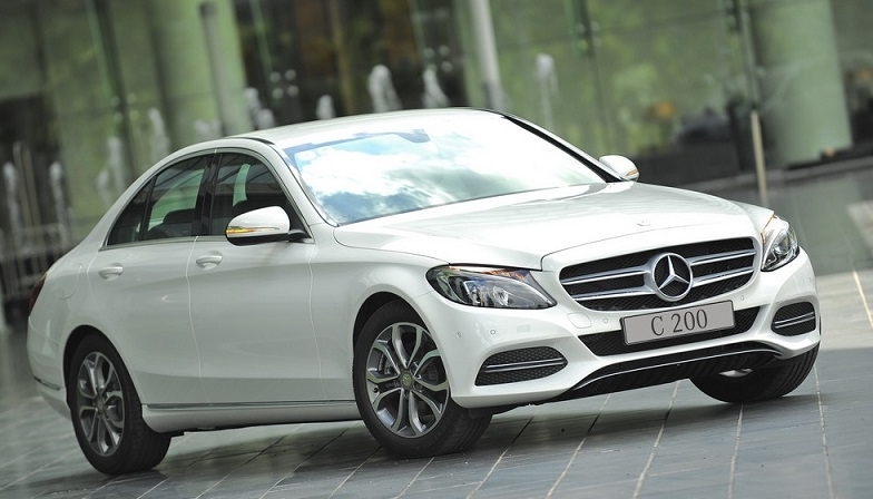 Mercedes C-Class tại Việt Nam 'lãnh án' triệu hồi do lỗi túi khí