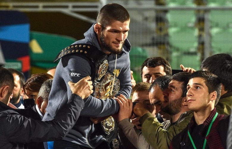 White: Muốn đấu St-Pierre, Khabib phải bỏ đai Lightweight