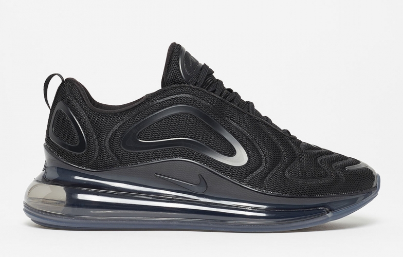Trầm trồ trước phiên bản Nike Airmax 720 với sắc đen cá tính