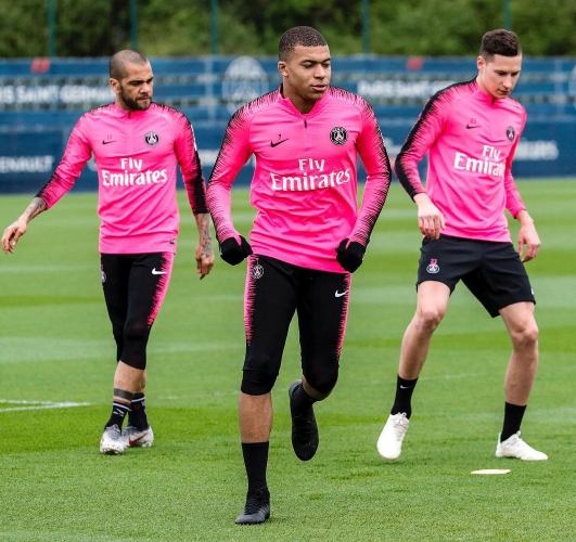 Mbappe, Hazard đồng loạt diện Nike Mercurial thế hệ mới