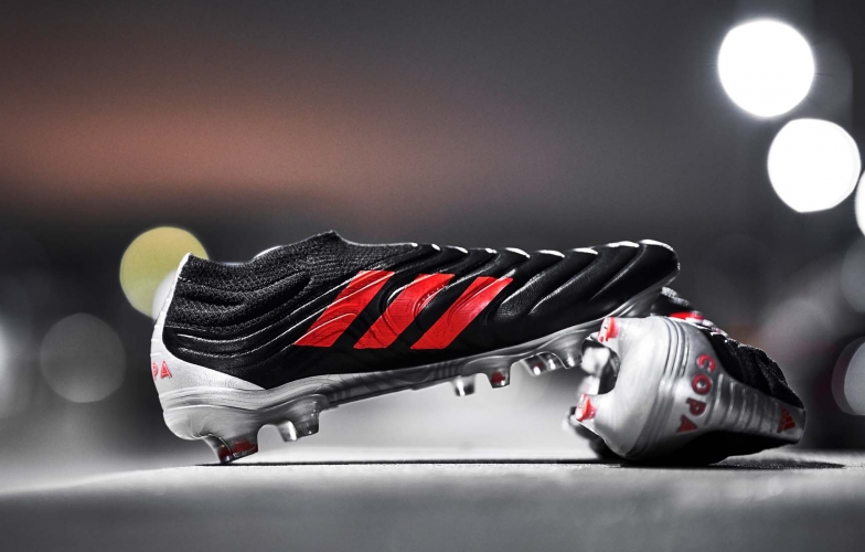 Cận cảnh Adidas COPA 19+ 302 Redirect: Đơn giản và chắc chắn