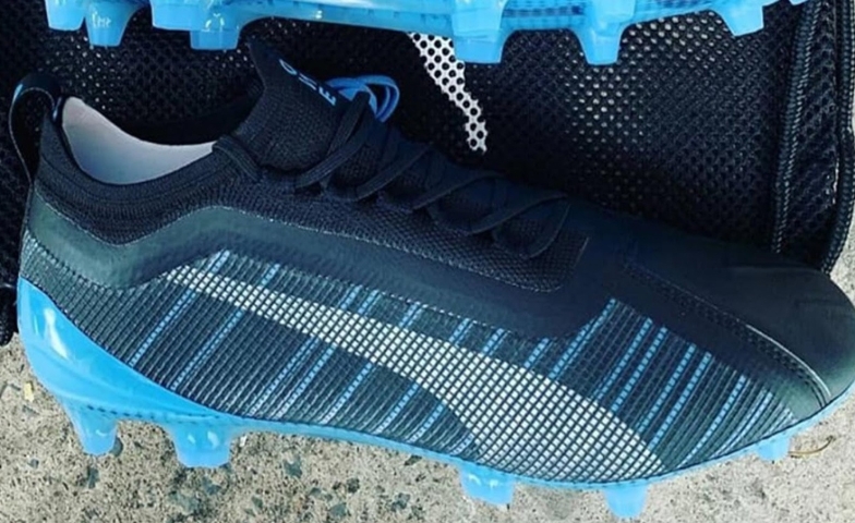 Trở thành nhà tài trợ mới, Puma ra mắt giày riêng cho Man City