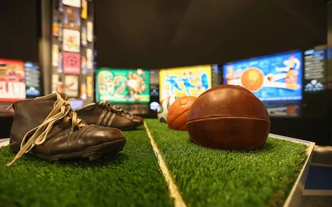 Tham quan bảo tàng bóng đá FIFA, trưng bày áo đấu của ĐT Việt Nam