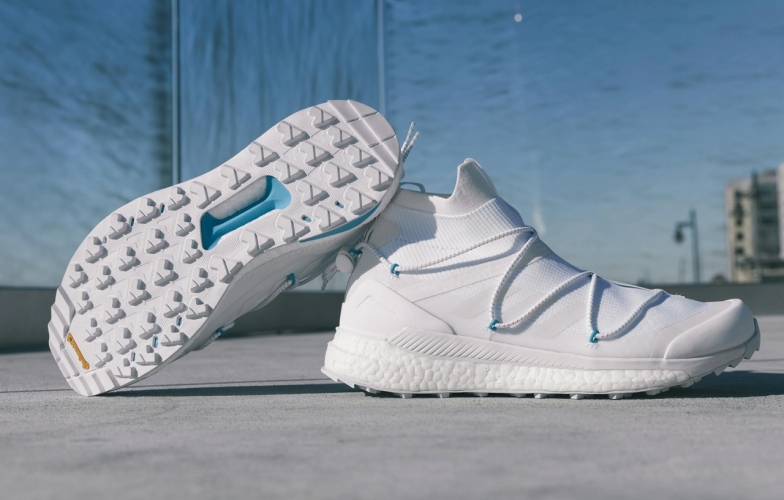 Adidas phát hành giày 'phượt' thiết kế hấp dẫn