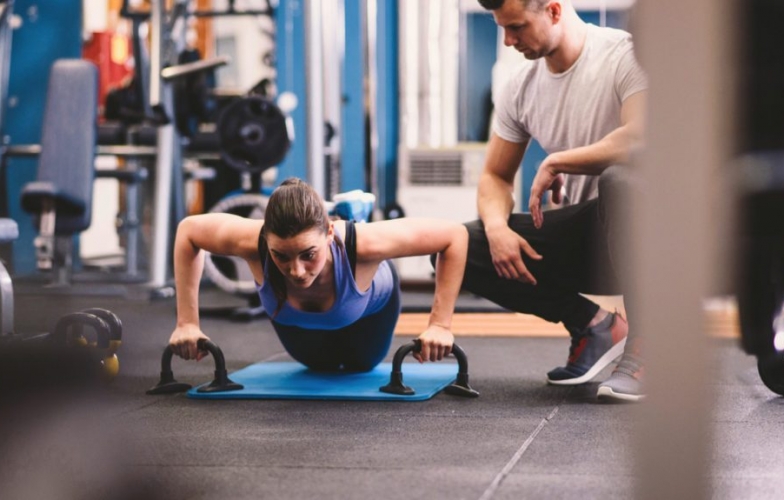 5 mẹo tăng cơ nhanh mà không tích mỡ thừa khi cách ly