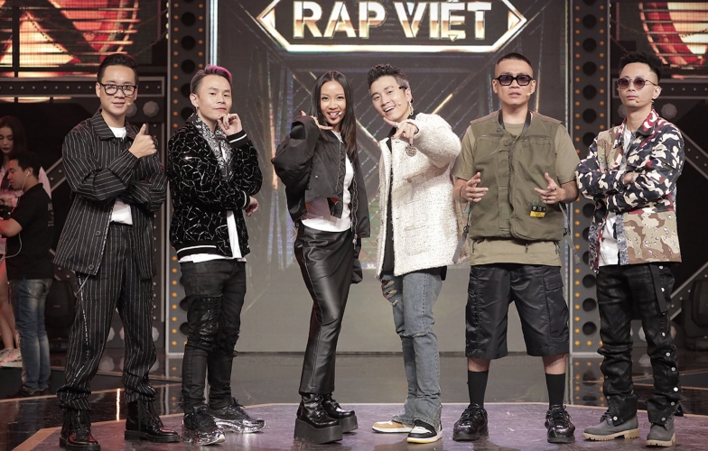 Soi outfit trăm triệu của Rhymastic, JustaTee và dàn HLV Rap Việt