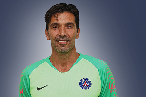 CHÍNH THỨC: PSG có thủ môn huyền thoại người Ý