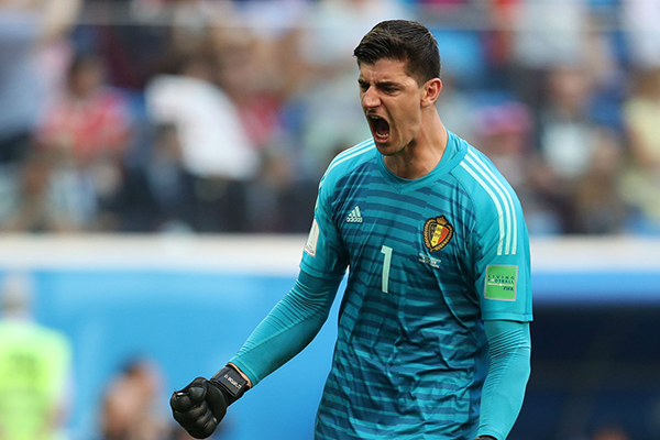 Chelsea đồng ý bán Courtois cho Real, mua lại Petr Cech