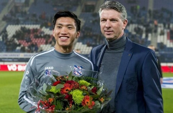 'Sếp lớn' Heerenveen sẽ đảm bảo suất đá chính cho Văn Hậu?