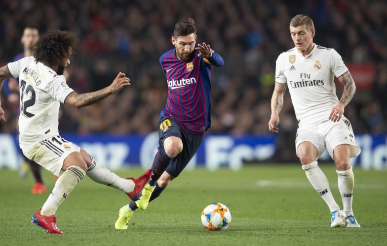 Lịch thi đấu bóng đá hôm nay 18/12: Siêu kinh điển Barcelona vs Real Madrid