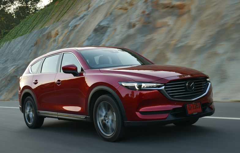 Giá xe Mazda CX-8 tháng 11/2023: Trải nghiệm & Đánh giá chi tiết