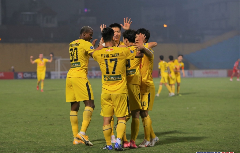 Bảng xếp hạng V-League 2021 vòng 6: HAGL tiếp tục xưng bá