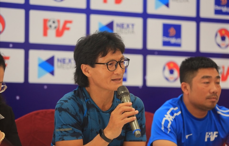 VIDEO: Cựu trợ lý HLV Park và 'cơn gió lạ' - Hallmen Hồ Chí Minh