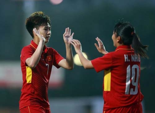Vùi dập Indonesia, ĐT Việt Nam sớm giành vé vào bán kết