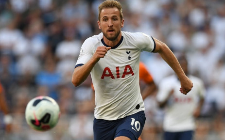 Harry Kane san bằng kỷ lục derby London