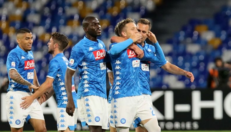 VIDEO: Napoli nhấn chìm Inter Milan