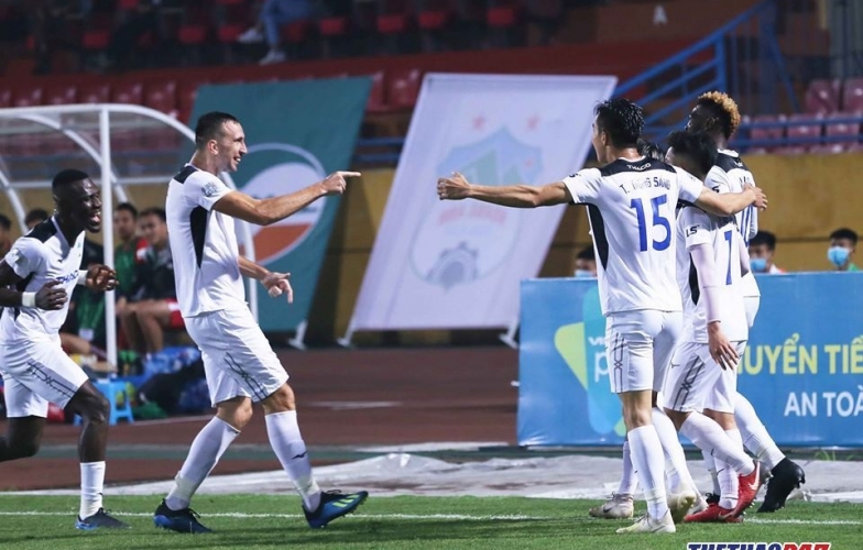 AFC: 'Việt Nam là hình mẫu để bóng đá khu vực noi theo'