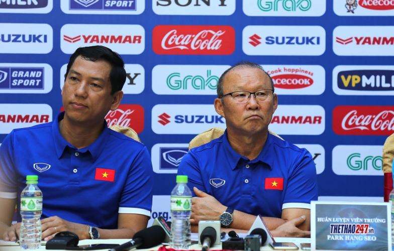 HLV Chung Hae-seong: 'Quá tuyệt vời nếu ông Park có thêm quốc tịch Việt Nam'