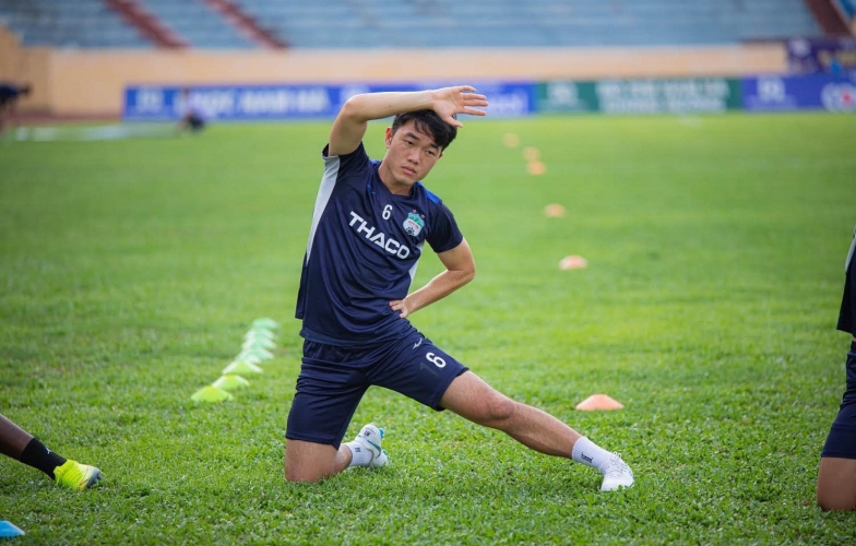 Kiatisak: 'Xuân Trường chỉ nhắc nhở đồng đội'
