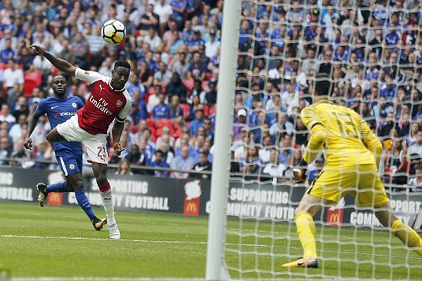 Arsenal đăng quang Siêu Cúp Anh sau chiến thắng ở chấm 11m