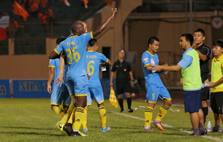 Kết quả, BXH V-League 2017 ngày 21/10: Ngôi đầu 'có biến'