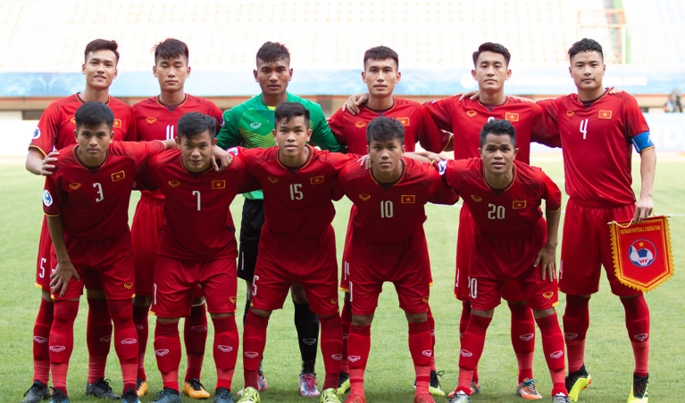 Tiểu Công Phượng tỏa sáng, U19 Việt Nam vượt qua Myanmar