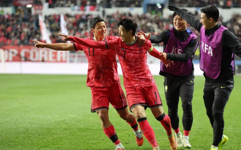 Trực tiếp Hàn Quốc 1-0 Bolivia: Son Heung-min lập siêu phẩm