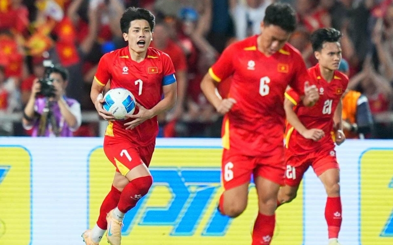 CĐV Thái đồng loạt phản ứng với 2 bàn thắng gỡ hoà của U22 Việt Nam