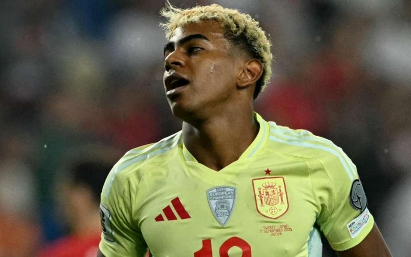 CHÍNH THỨC: Yamal nhận phán quyết gay gắt từ LĐBĐ Tây Ban Nha