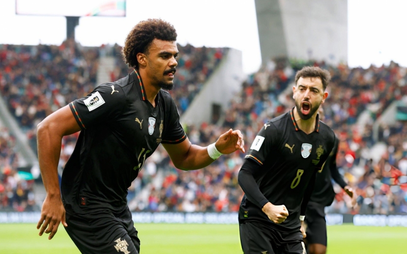 Trực tiếp Bồ Đào Nha 1-0 Armenia: Nhanh chóng mở điểm