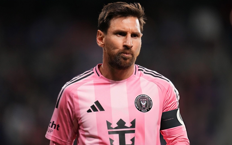 CHÍNH THỨC: Messi đạt cột mốc vĩ đại nhất lịch sử bóng đá