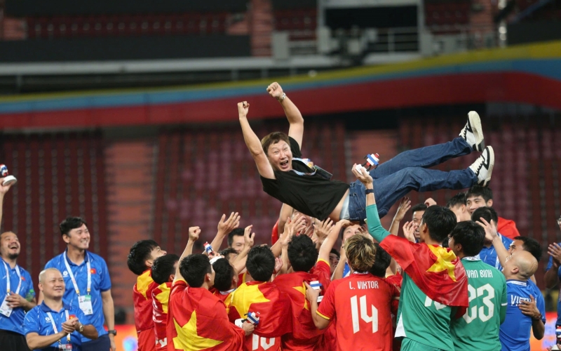 Báo Hàn Quốc thốt lên 1 điều khi U22 Việt Nam lên ngôi SEA Games