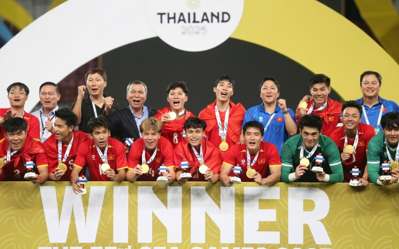 CĐV Thái Lan tuyên bố trọng tài đã thiên vị U22 Việt Nam