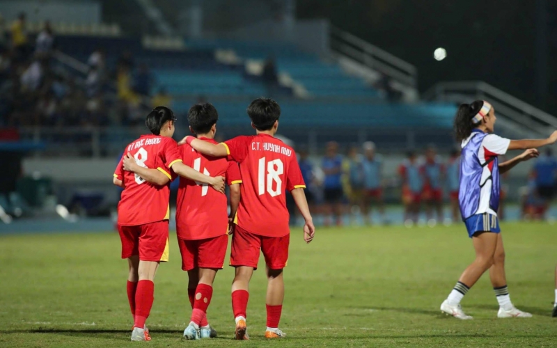 Truyền thông Philippines dậy sóng về bàn thắng bị cướp của ĐT Việt Nam