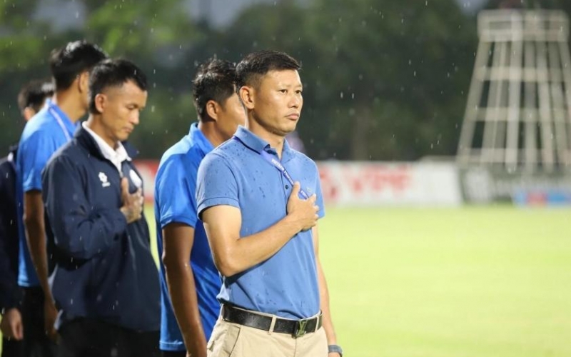 CHÍNH THỨC: HLV thứ 6 mất việc tại V-League 2025/2026
