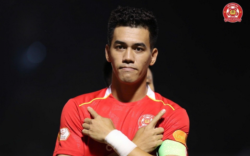 Tiền đạo số 1 ĐT Việt Nam báo tin cực vui cho HLV Kim Sang Sik