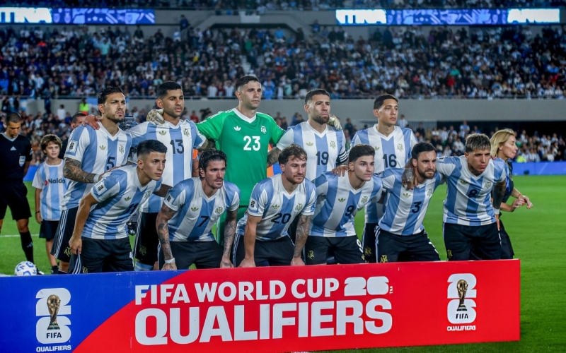 Argentina nguy cơ mất top 1 thế giới