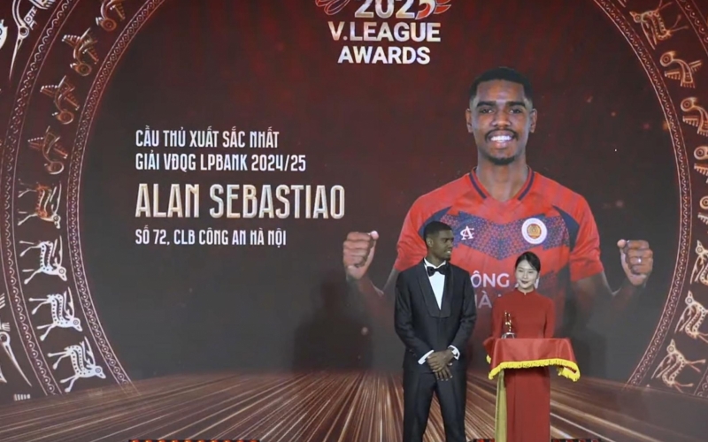 Trực tiếp Lễ trao giải V.League Awards 2025: Alan nhận giải cầu thủ xs nhất