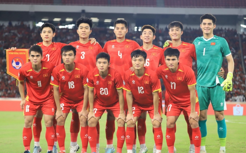 HLV Kim Sang Sik nhận tin không thể vui hơn về U23 Việt Nam