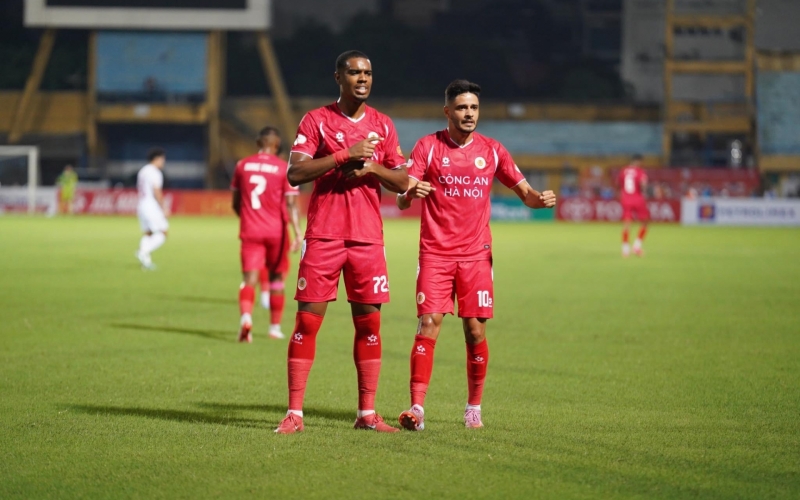 Trực tiếp CAHN 1-1 Viettel: Rượt đuổi hấp dẫn