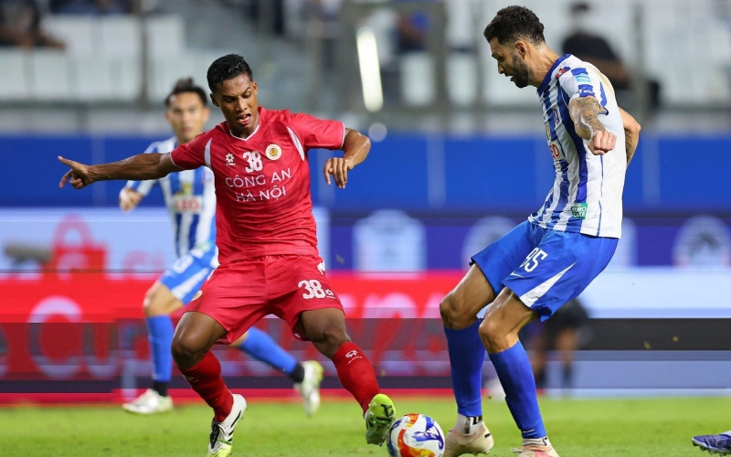 CAHN thất bại khó tin trước Pathum Utd tại giải Đông Nam Á