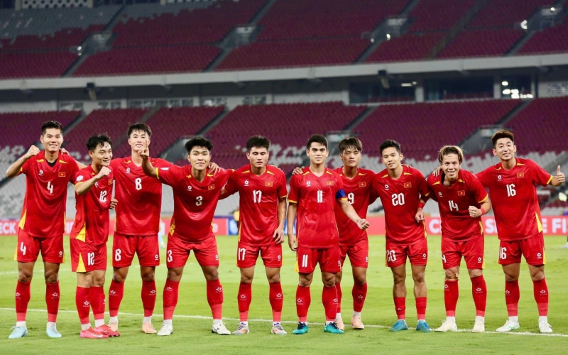 HLV Kim Sang Sik loại cầu thủ vừa vô địch U23 Đông Nam Á