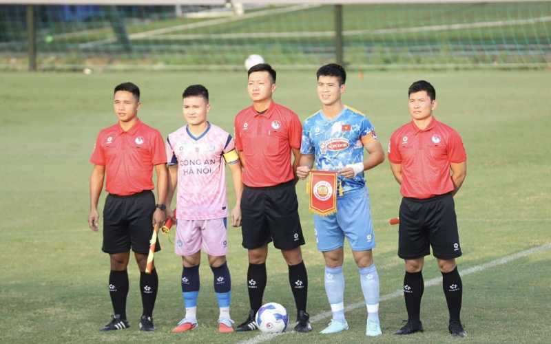 Filip Nguyễn, Quang Hải bất ngờ ra sân đối đầu ĐT Việt Nam