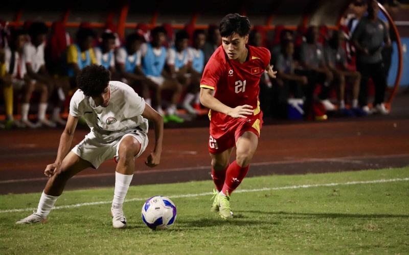Trực tiếp U23 Việt Nam 0-0 U23 Yemen: Thận trọng