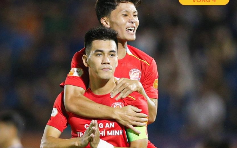 Tiến Linh tỏa sáng, CA TP HCM thắng trận derby