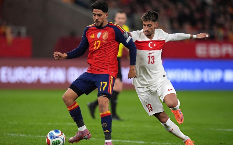 Hòa Thổ Nhĩ Kỳ, Tây Ban Nha chính thức dự World Cup