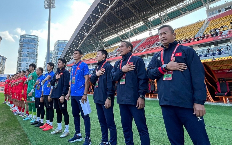 Không dự SEA Games, Quyền HLV trưởng U22 Việt Nam nói điều xúc động