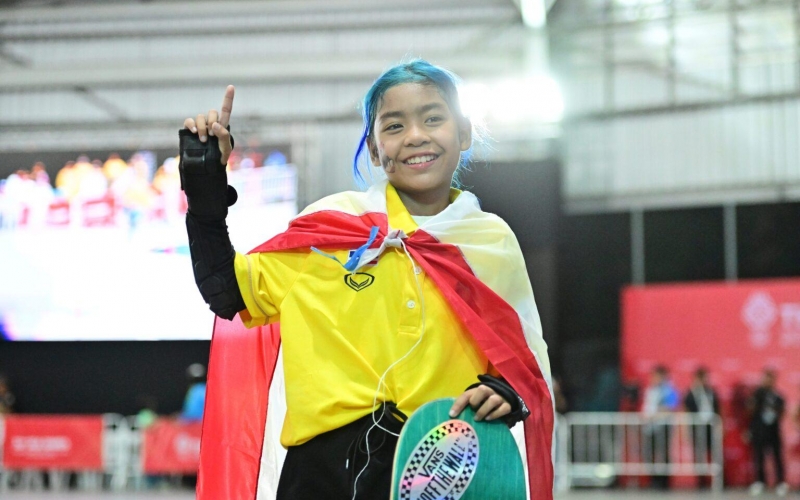 SỐC: VĐV nhí 10 tuổi gây sốt khi giành HCV SEA Games 33