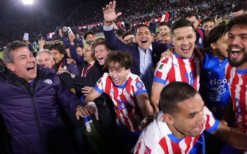 Paraguay tuyên bố ngày lễ quốc gia ăn mừng đội tuyển trở lại World Cup sau 16 năm