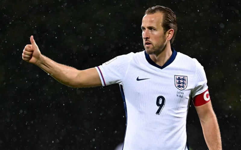Harry Kane phá loạt kỷ lục trong ngày tuyển Anh giành vé World Cup